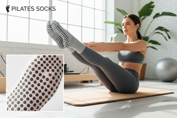 What Are Pilates Socks & How to Choose the Right Pair？